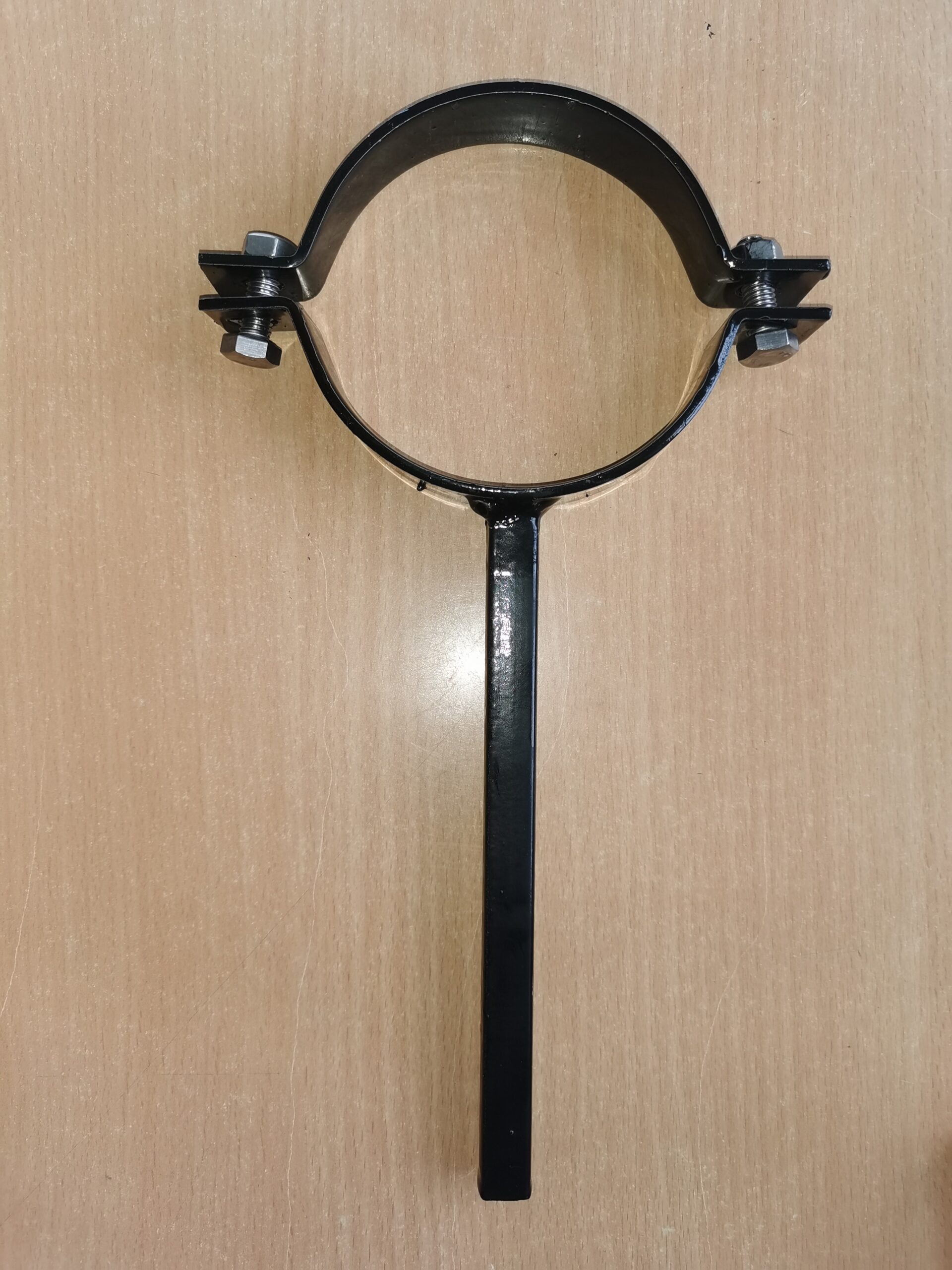 SET IN PIPE BRACKET - 100mm Dia. (Galvanised)